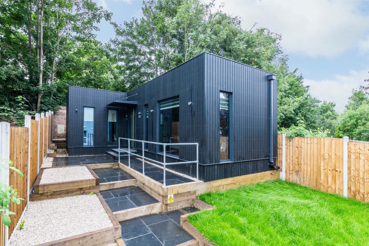 Romantic Getaway Studio Pods Close To City Centre With Free Wifi Дарби Екстериор снимка