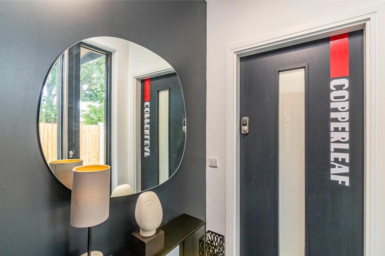 Romantic Getaway Studio Pods Close To City Centre With Free Wifi Дарби Екстериор снимка